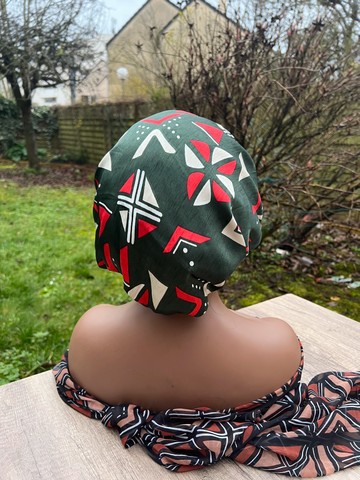 Reversible silk satin bonnet / size Large