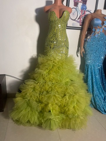 Green ruffles dress