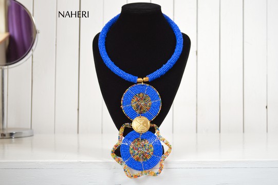 Collier bleu royal de perles africaines | Pièce de cou fait main romantique | Bijoux tribaux Naheri
