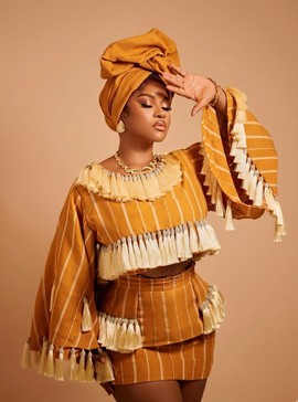 Luxury African Two-Piece Tassel Outfit – Mustard Striped Crop Top &amp; Mini Skirt with Dramatic Sleeves