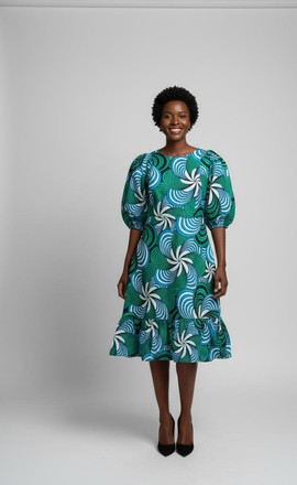 Robe "Audacieuse" – Mi-longue en Wax &amp; Manches Bouffantes
