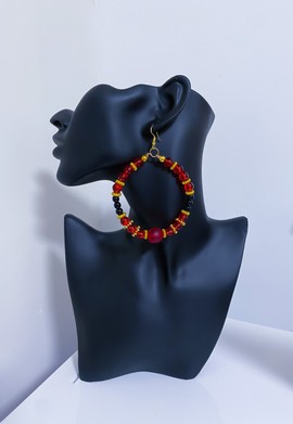 Boucles d'oreilles créoles perles rouges et noires