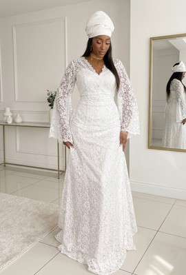 Robe de Luxe Blanche en Dentelle woman gawn