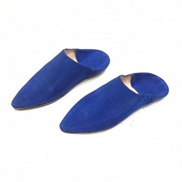 Genuine Leather Slippers for Women: Fashionable Elegance and Comfort