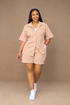 Women’s Beige Two-Piece Shirt and Shorts Set – Casual Textured Co-Ord Outfit