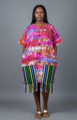 La touche vibrante de Nia : robe caftan colorée tie-dye