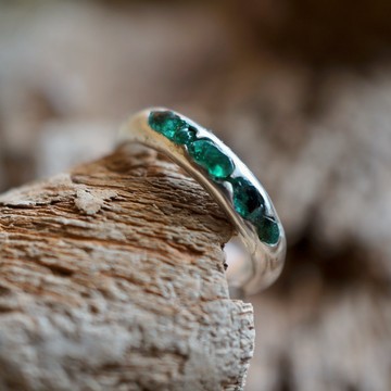 ECLATS Emerald ring