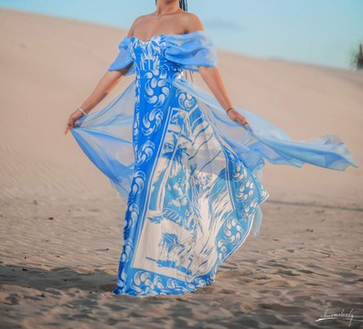 Robe maxi/ robe de fête,soirée,fiançailles,mariage/collection LAMBAOINE/ Madagascar