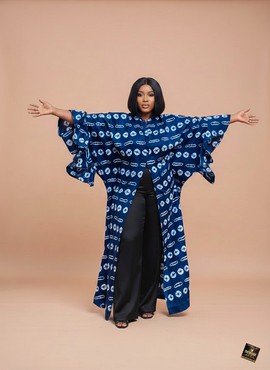 Kimono en batik à manches volantées