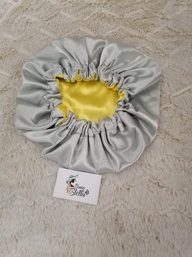 Reversible silk nightcap