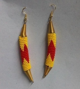 Boucles d'oreilles de perles africaines avec glands, boucles d'oreilles à franges, boucles d'oreilles élégantes, boucles d'oreilles colorées, boucles d'oreilles Boho