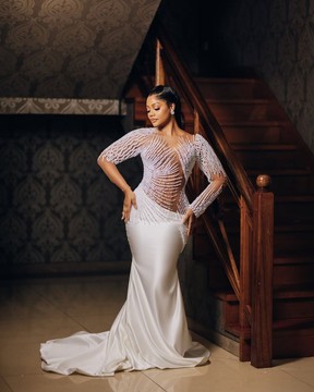 Robe de mariée sirène de luxe blanche ornée de perles | Robe de mariée à manches longues, robe de bal prom