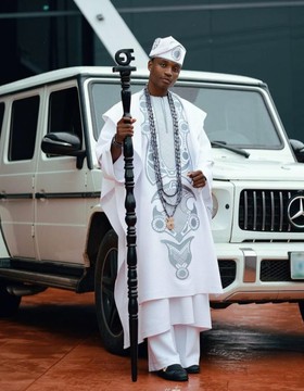 Traditional 4 piece Royal set /African men's  Agbada clothing/wedding suits/Dashiki/men's shirt.