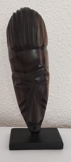 Statuette - sculpture masque africain en bois à poser - statue