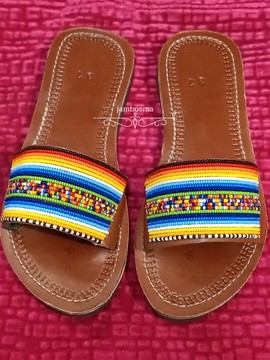 Sandales pour femmes africaines, sandales Massaï, sandales d'été, sandales en cuir perlé, chaussures pour femmes