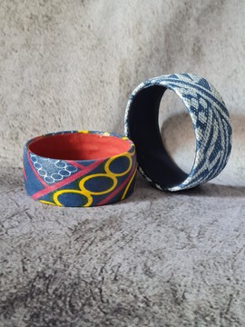 YEMOJA "M" NDOP / TOGUH BLUE bracelet in WAX fabric-loincloths