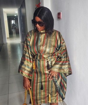 Liya African Woman Brocade Luxury Mid-Length Dress for Weddings/Special Occasions/Plus Size