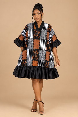 Robe courte kaftan Ankara noire, blanche et orange rouille avec ourlet à volants noirs
