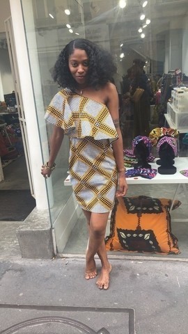 Straight Tilene dress with denuded shoulders