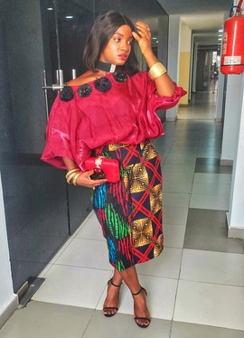 Ensemble Nima pour femme africaine, haut et jupe métallisés ornés, pour les grandes occasions, les beaux jours et les grandes tailles