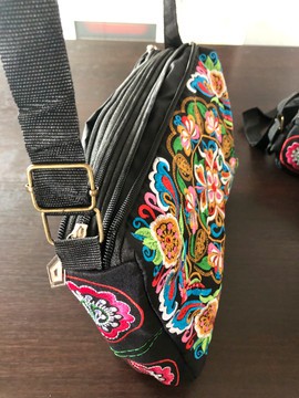 Sac à main broderie