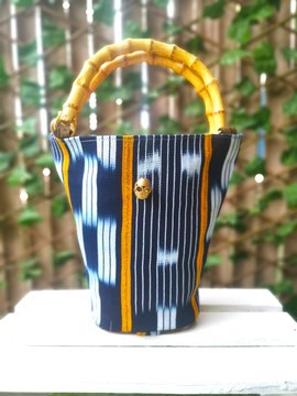 Mini Sac Seau en pagne Baoulé