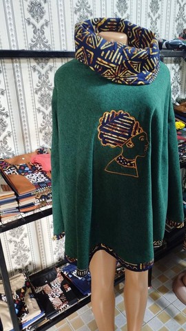Forest Green Knit Poncho, Afro Queen Women Poncho, Warm Cloth for Her