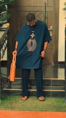Ensemble sénatorial traditionnel pour homme bleu sarcelle | Haut brodé et pantalon