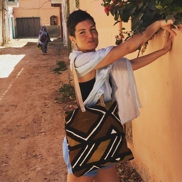 Tote bag