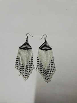 Boucles d’oreilles africaines à perles et pompons, boucles d’oreilles à franges, boucles d’oreilles élégantes, boucles d’oreilles colorées, boucles d’oreilles bohèmes