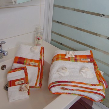 Lot de serviettes et un gant de toilette "Minboz" éponge blanche Fait main