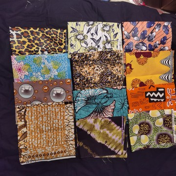 Lot de 12 Coupons Tissus pagne Cameroun en coton léger 45x60