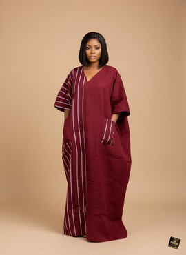 Le caftan rayé en aso-oke tissé à la main