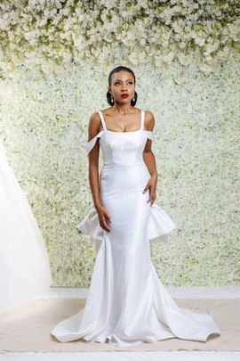 Delphine wedding dress