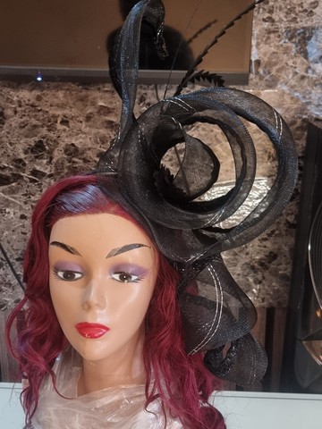 Ring fascinator