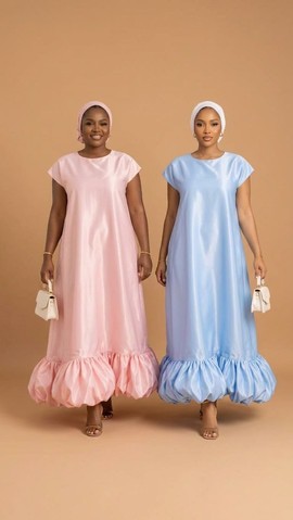Robe longue à motifs bleus et marrons