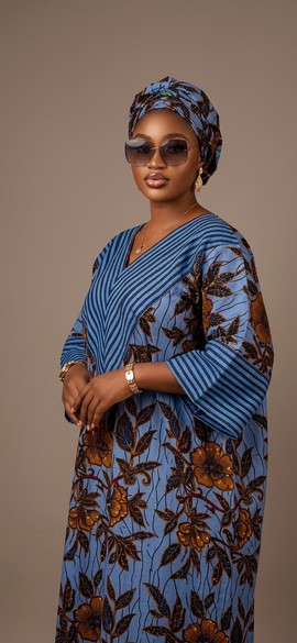 Robe maxi Boubou Ankara bleue | robe kaftan à imprimé floral africain