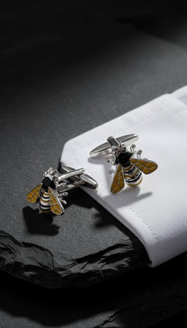 The Sovereign Cufflinks – Royal Hive Emblem