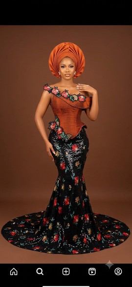 Embellished Top and Lengthy Skirt Set