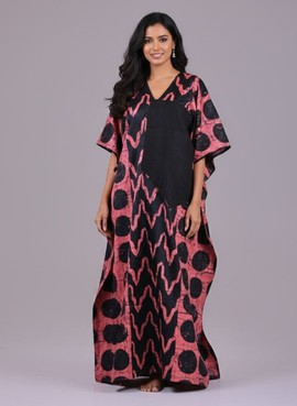 Lila's Elegance : Robe longue chic noire et rose