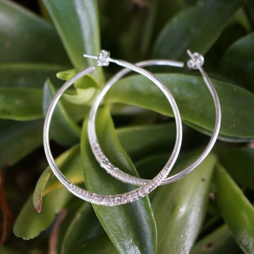 VANGO Hoop Earrings 3cm