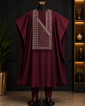 Ensemble agbada traditionnel pour homme avec broderies