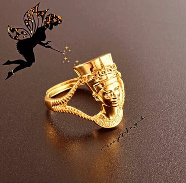 Nerfertiti ring