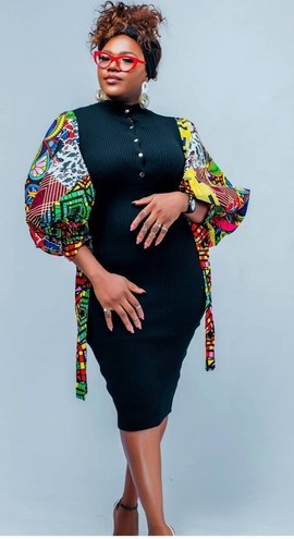Deola wears