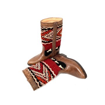 Botte en cuir véritable et kilim fait main haut de gamme.