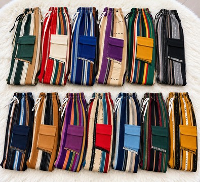 100 pièces Pantalons cargo unisexes Aso Oke en gros – 100 pièces | Tissés à la main au Nigeria
