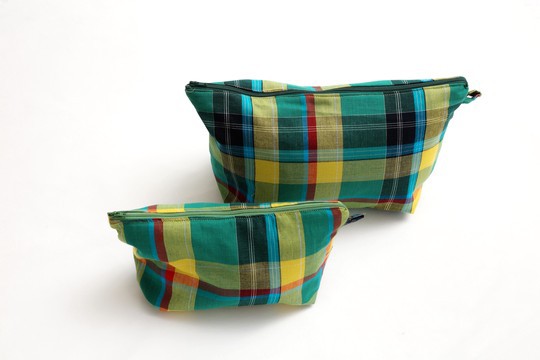 Trousse de toilette modèle Petit Madras Vert Fait main