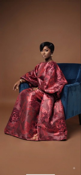 Robe boubou en jacquard floral marron bordeaux