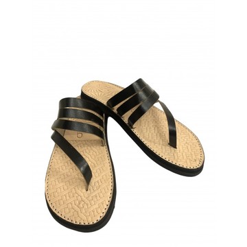 Genuine leather sandal for women