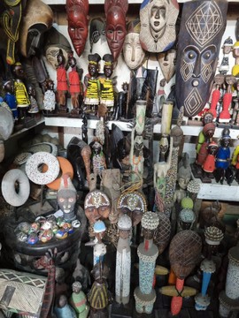 Vente en gros des Objets d'Art Africain à partir de 10 pièces (minimum order)